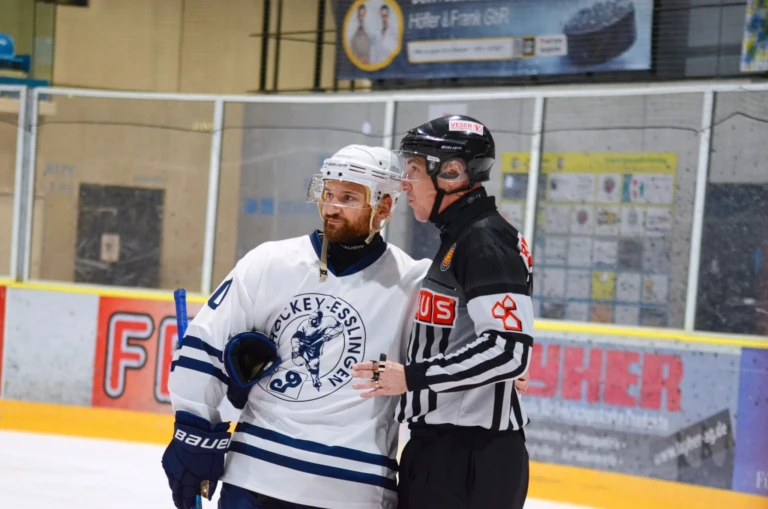 ESG vs Stuttgart EC – 10 10 2026 – 009; Keven Frank